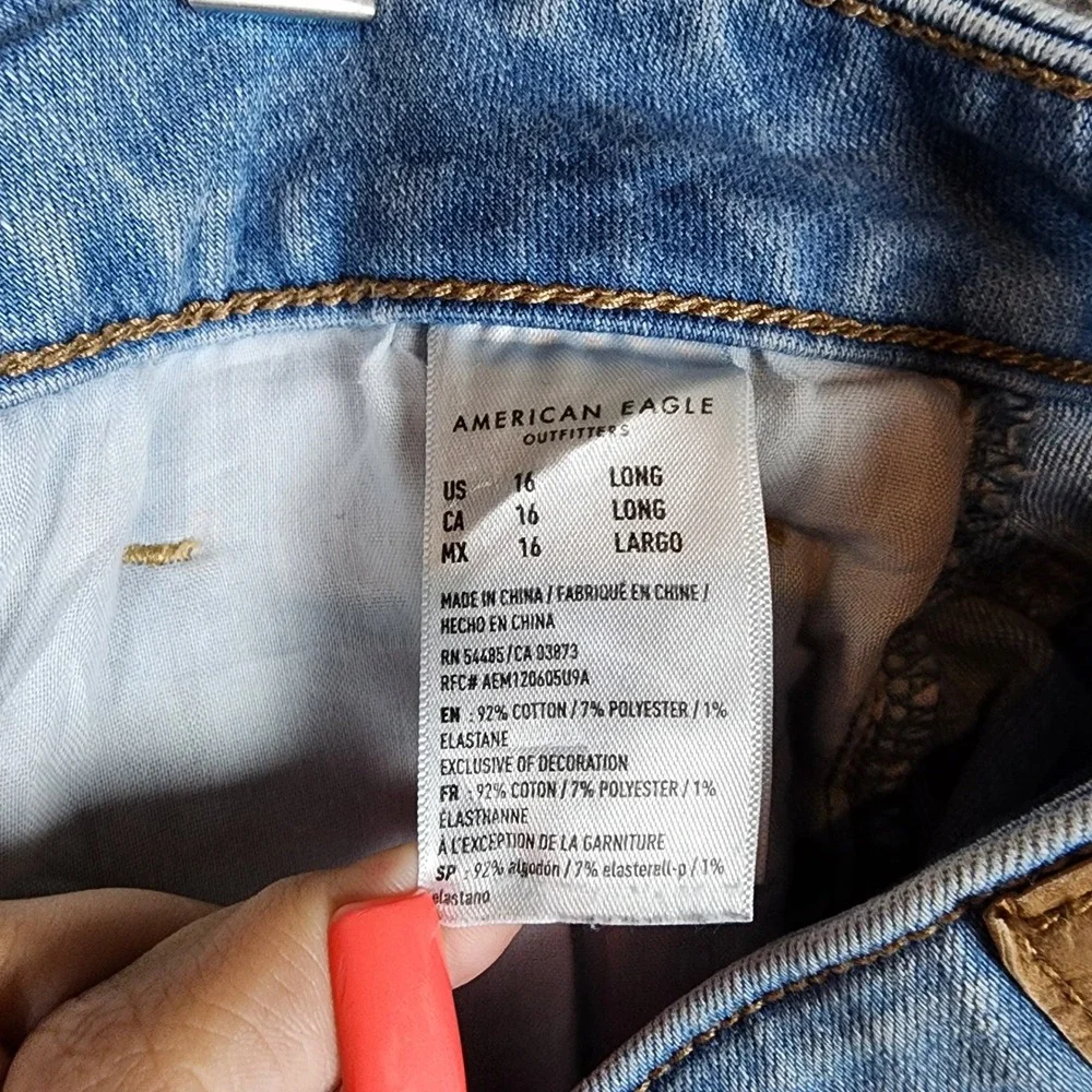 American Eagle Jeans Womens 16 Super Stretch Skinny Light Blue Denim EUC